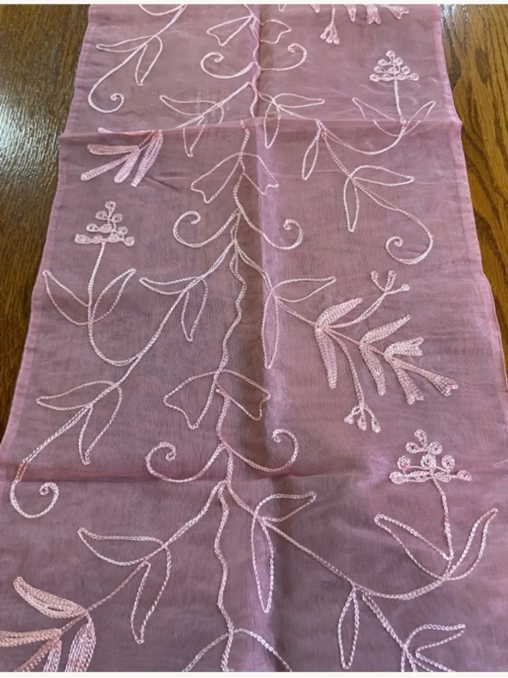 Vintage April Cornell Rose Silk Blend Runner; Like New; Embroidered